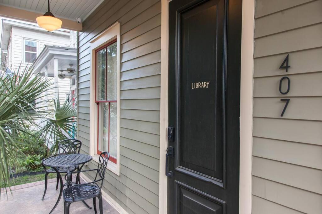 Ferienhaus Intimate Library - Minutes To Forsyth Park
